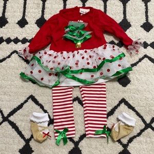 Cute little Christmas outfit 12 months
